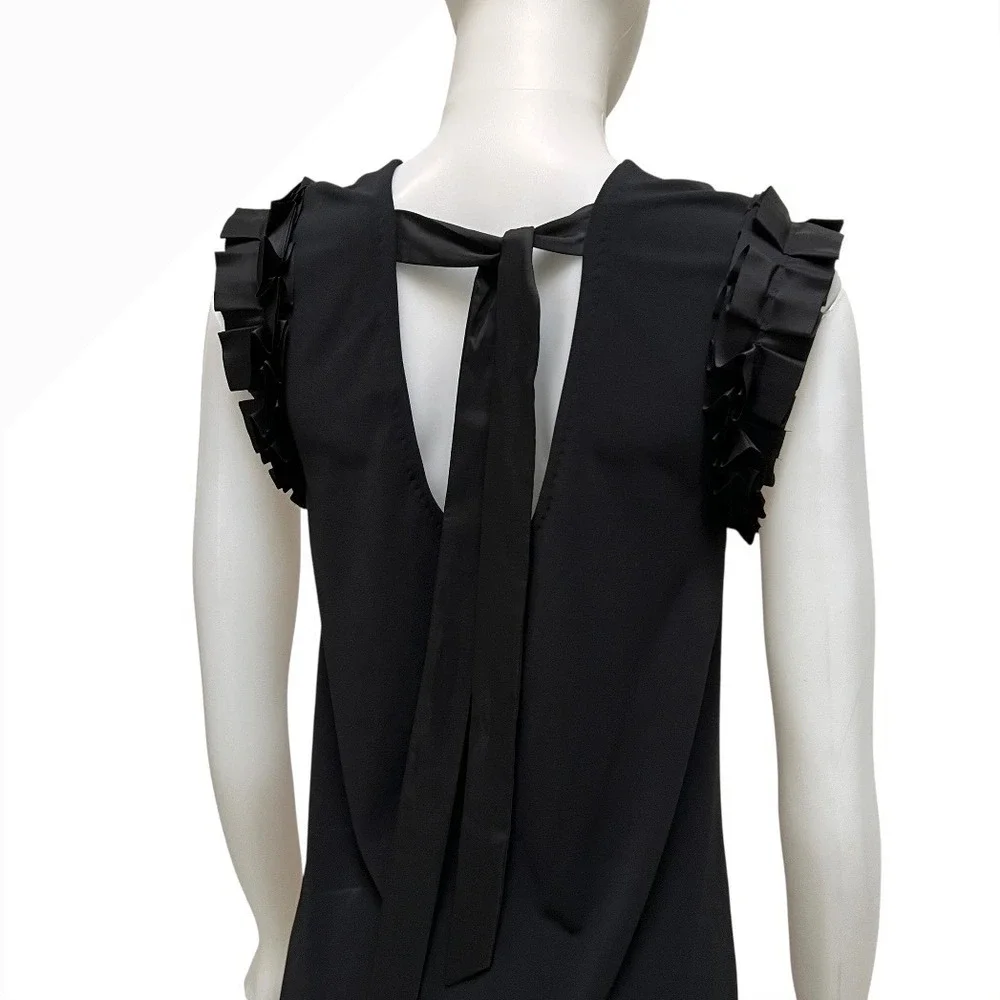 Tory Burch Black Ruffle Shoulder Bow Back Shift Dress Old Money Chic LBD‎ Sz S/P